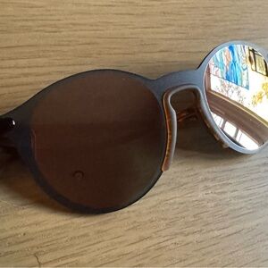 Nooz Optics Sport Round Travel Sunglasses Gold-Brown